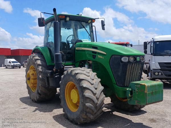 JOHN DEERE 7200J