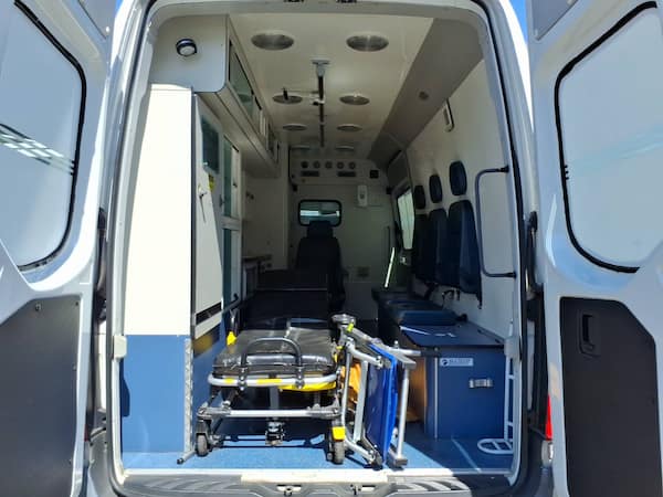MERCEDES-BENZ 416 ALLT AMBULANCIA
