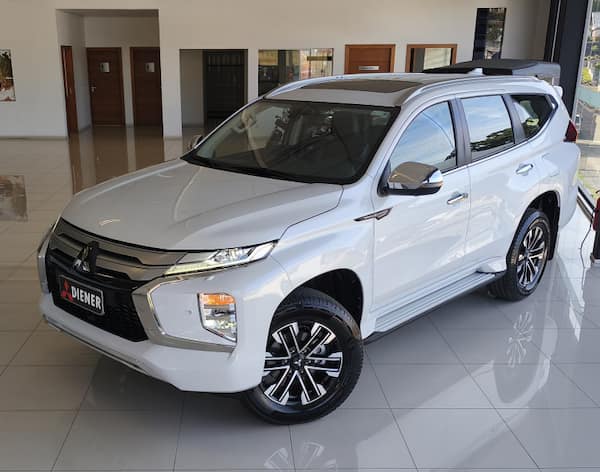 Mitsubishi PAJERO SPORT HPE-S 2.4 DIESEL 4X4 AUT 2024