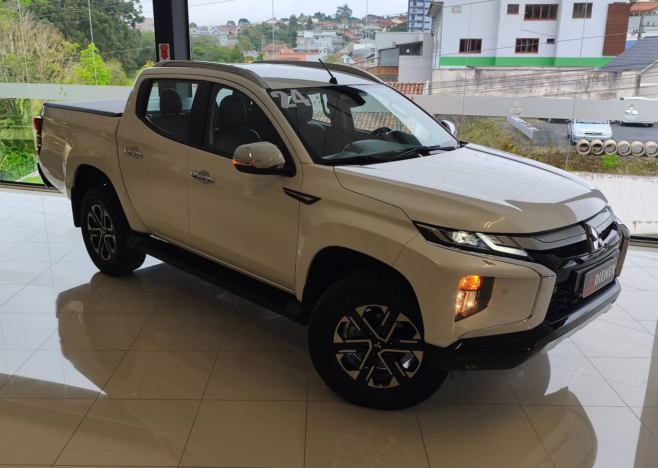 Mitsubishi L200 TRITON SPORT HPE-S 2.4 DIESEL 4X4 AUT 2024