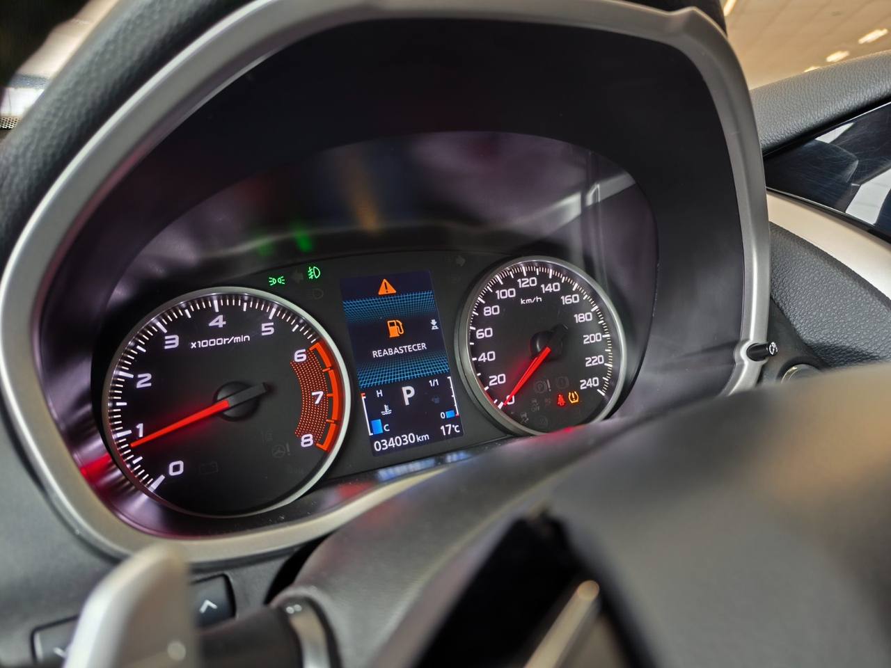 Mitsubishi ECLIPSE CROSS HPE 2025