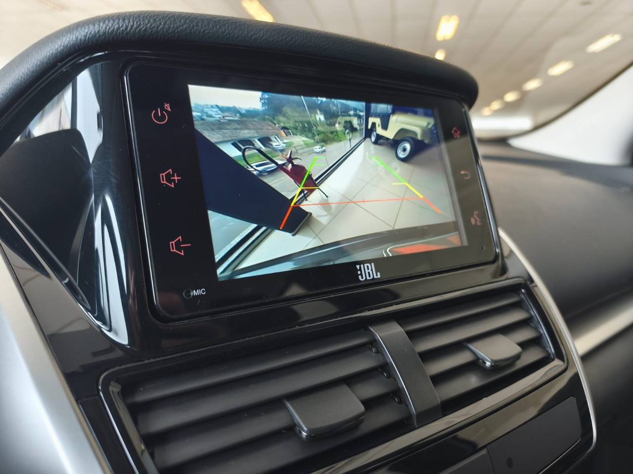 Mitsubishi ECLIPSE CROSS HPE 2025