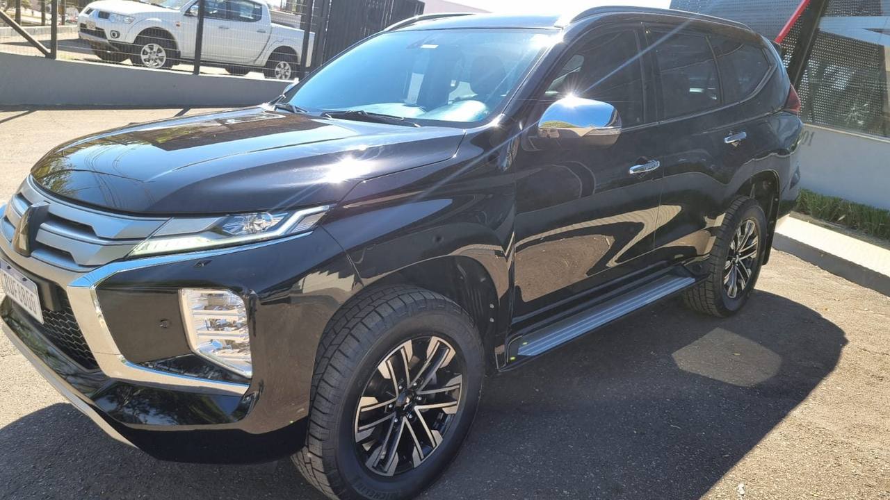 Mitsubishi PAJERO SPORT HPE
