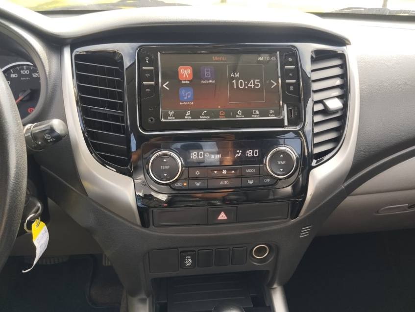 Mitsubishi L200 TRITON 2.4 16V TURBO DIESEL SPORT HPE CD 4P 4X4 AUTOMÁTICO