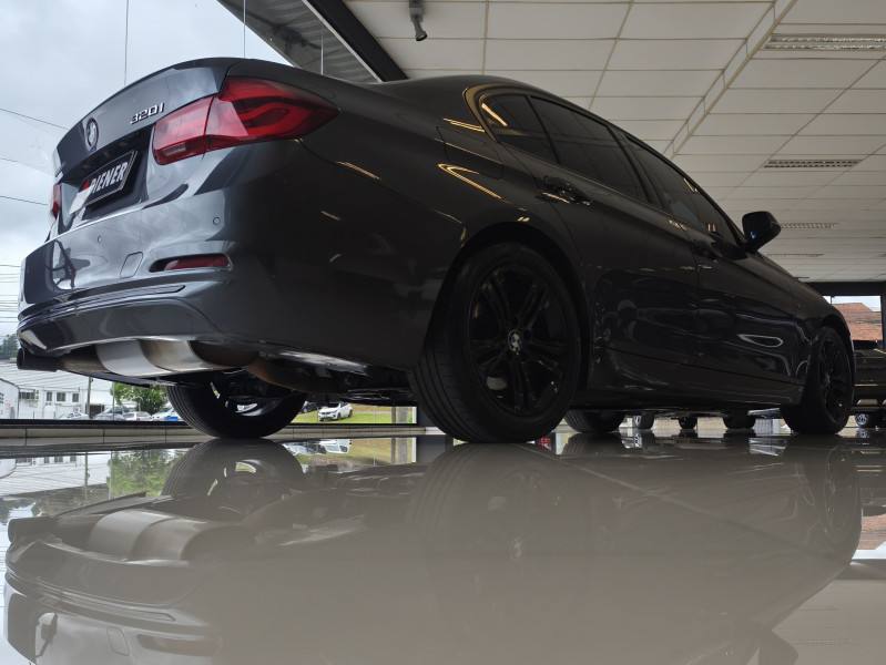 BMW 320I ACTIVE FLEX AUT 2018