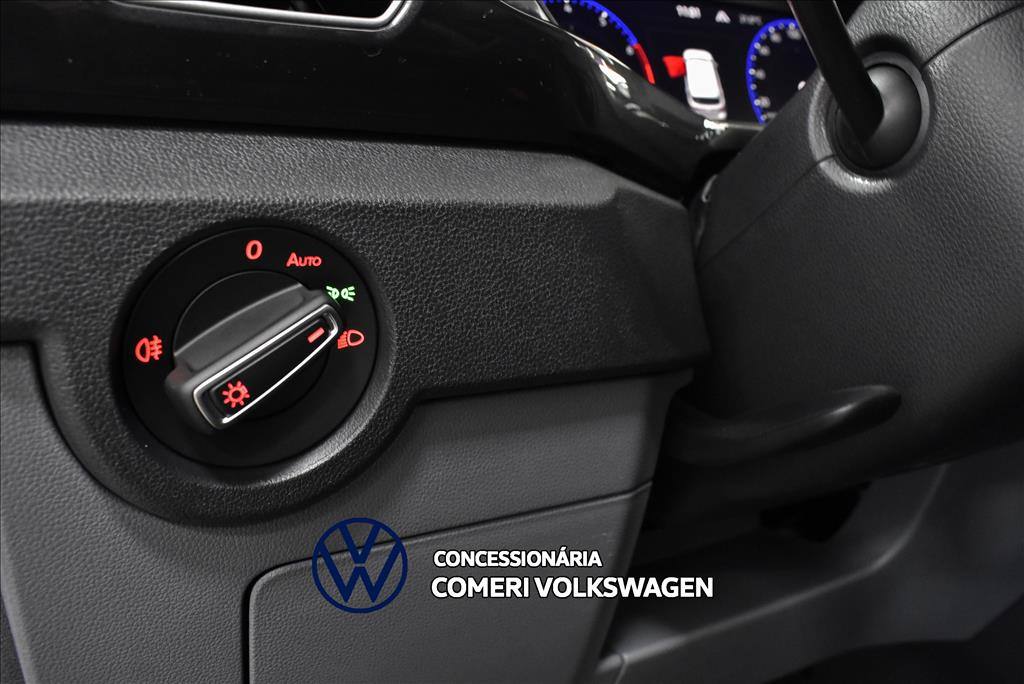 2027 VOLKSWAGEN T-CROSS 1.0 200 TSI TOTAL FLEX COMFORTLINE AUTOMÁTICO