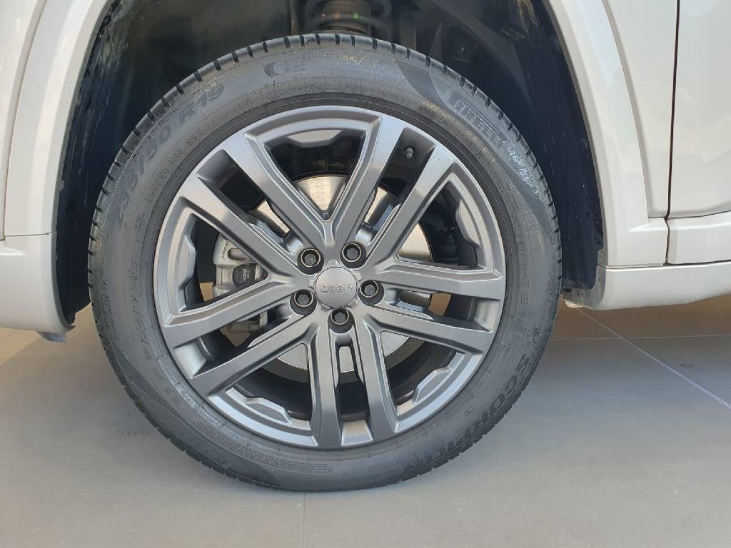 JEEP COMMANDER 2.0 HURRICANE 4 TURBO GASOLINA OVERLAND AT9