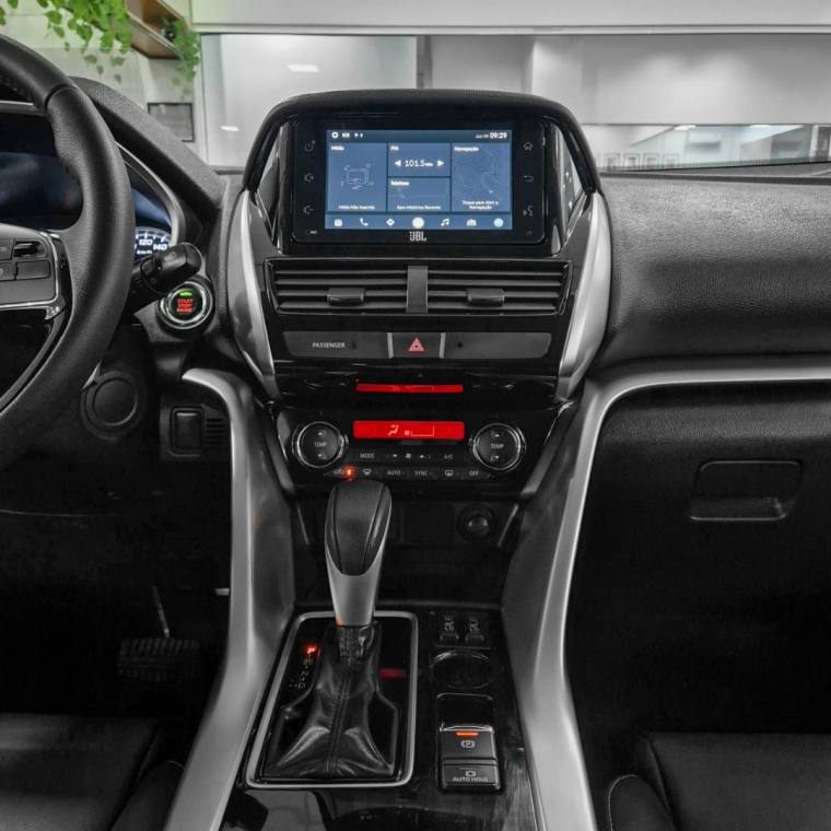 Mitsubishi ECLIPSE CROSS 1.5 MIVEC TURBO GASOLINA HPE CVT 2024/2025