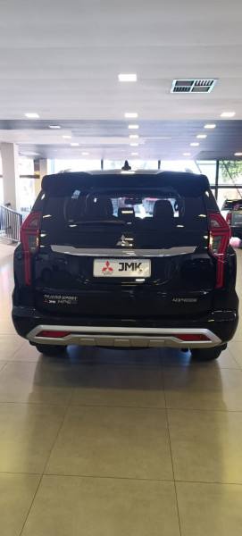 Mitsubishi MMC PAJERO HPE S