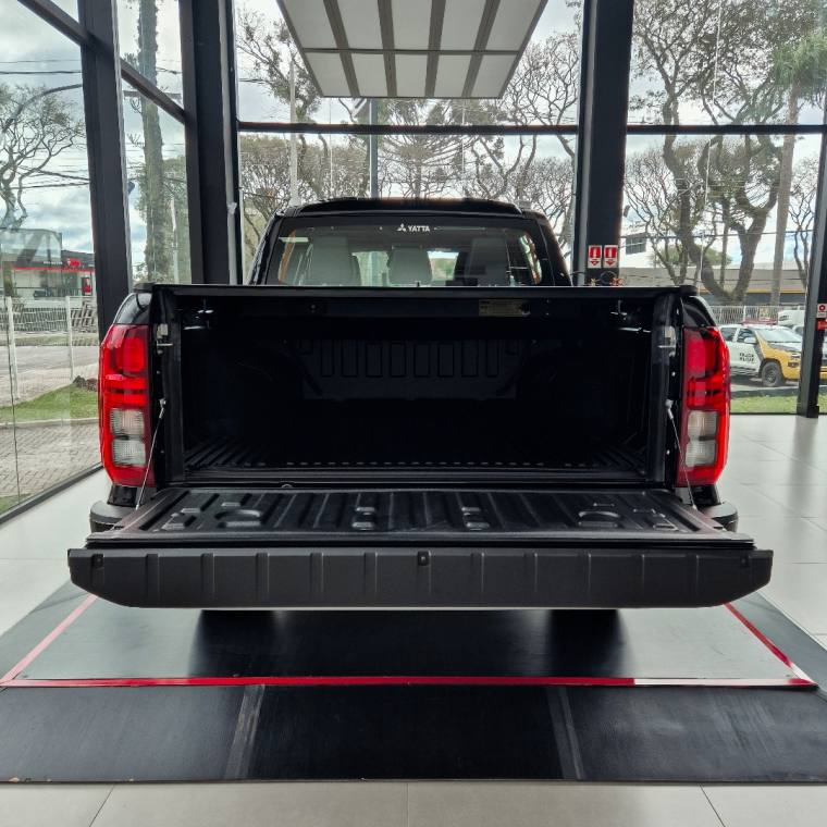 Mitsubishi TRITON 2.4 BITURBO DIESEL CD TERRA 4X4 AUTOMÁTICO 2026/2027