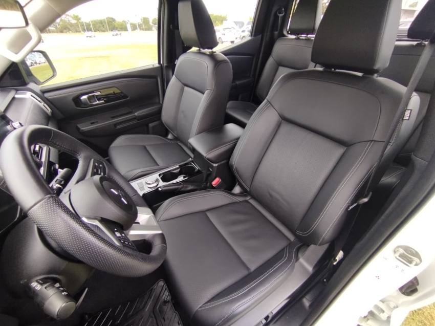 Mitsubishi TRITON 2.4 BITURBO DIESEL CD HPE 4X4 AUTOMÁTICO