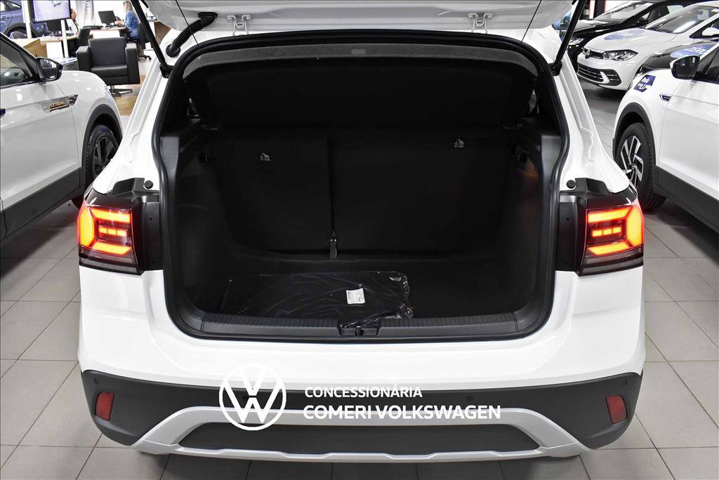 2027 VOLKSWAGEN T-CROSS 1.4 250 TSI TOTAL FLEX HIGHLINE AUTOMÁTICO