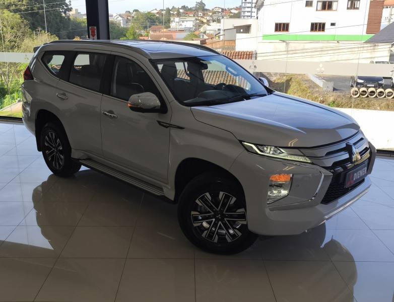 Mitsubishi PAJERO SPORT HPE-S 2.4 DIESEL 4X4 AUT 2024