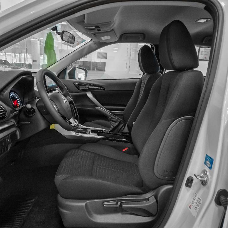 Mitsubishi ECLIPSE CROSS 1.5 MIVEC TURBO GASOLINA RUSH CVT 2026/2027