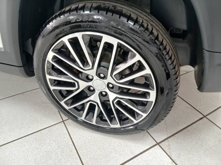 JEEP COMPASS 2.0 TD350 TURBO DIESEL LIMITED AT9