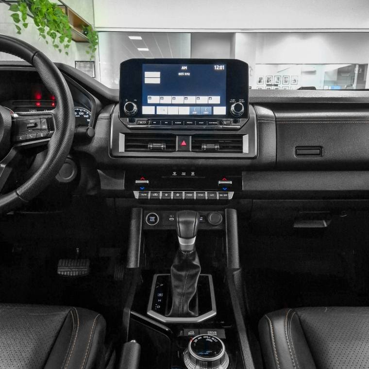 Mitsubishi TRITON 2.4 BITURBO DIESEL CD KATANA 4X4 AUTOMÁTICO 2025/2026