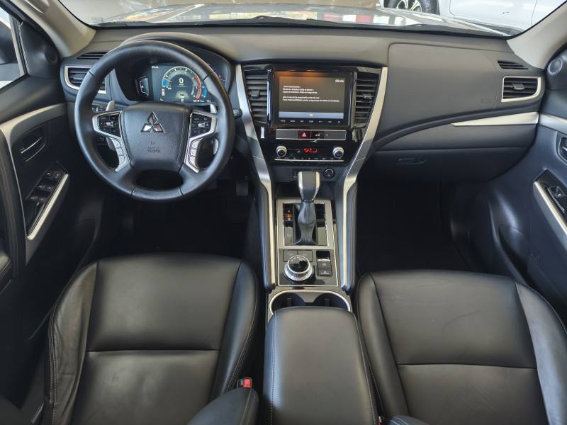 Mitsubishi PAJERO SPORT HPE-S 2.4 DIESEL 4X4 AUT 2024