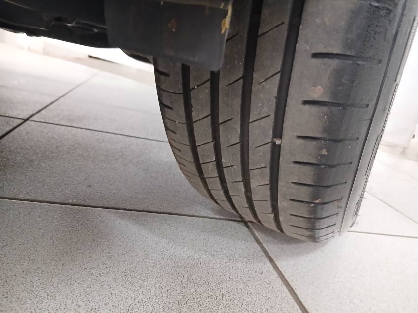 Volkswagen NIVUS 1.0 200 TSI TOTAL FLEX COMFORTLINE AUTOMÁTICO