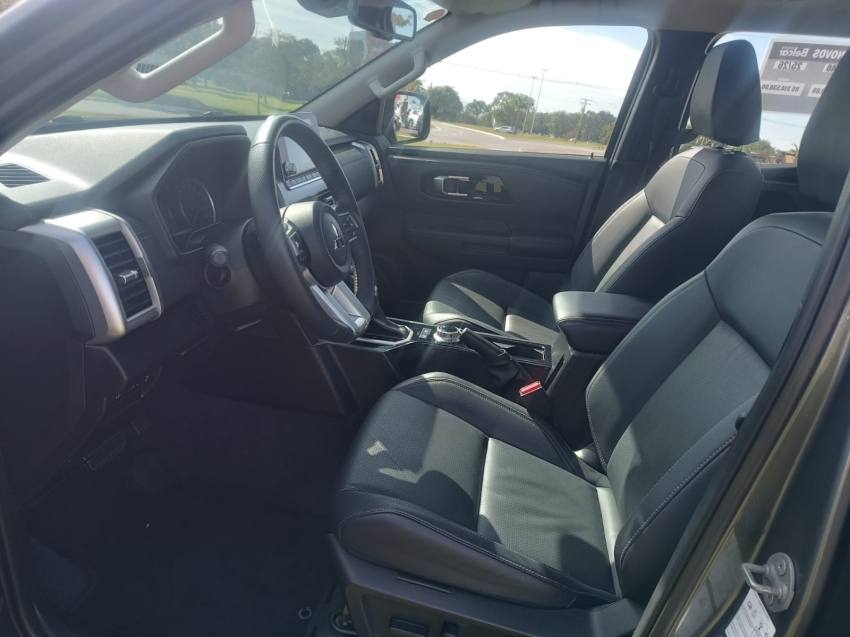 Mitsubishi TRITON 2.4 BITURBO DIESEL HPE-S 4X4 AUTOMÁTICO