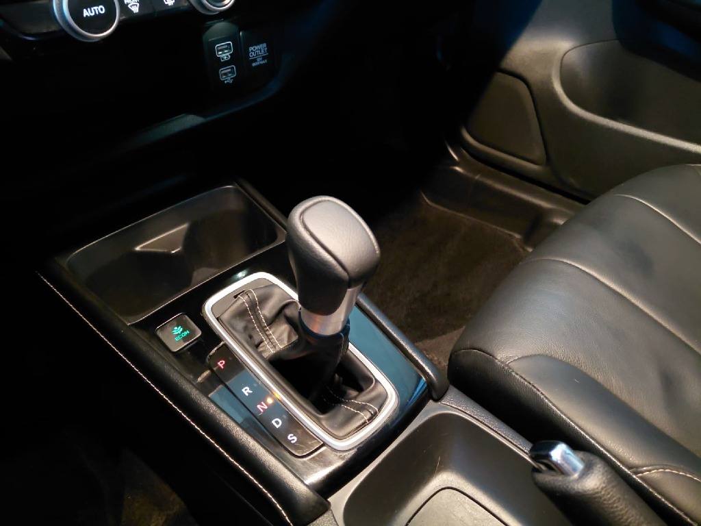 HONDA CITY 1.5 I-VTEC FLEX HATCH TOURING CVT