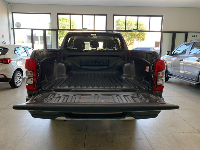 Mitsubishi MMC TRITON SPORT HPE