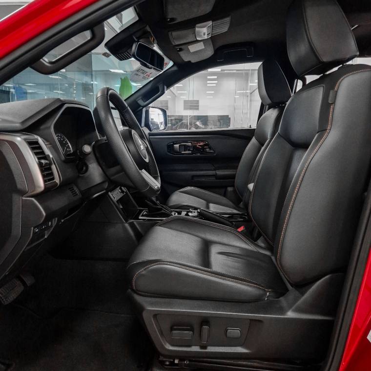 Mitsubishi TRITON 2.4 BITURBO DIESEL CD KATANA 4X4 AUTOMÁTICO 2025/2026