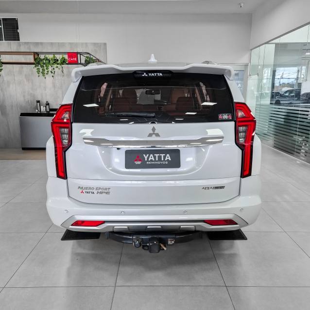 Mitsubishi PAJERO SPORT 2.4 16V MIVEC TURBO DIESEL HPE AWD AUTOMÁTICO 2023/2024
