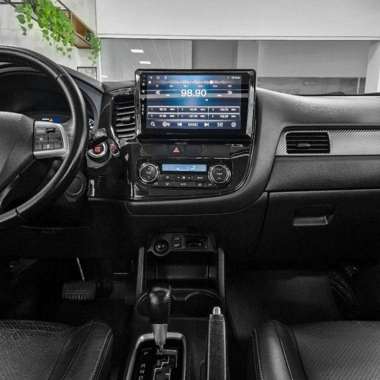 Mitsubishi OUTLANDER 2014/2015