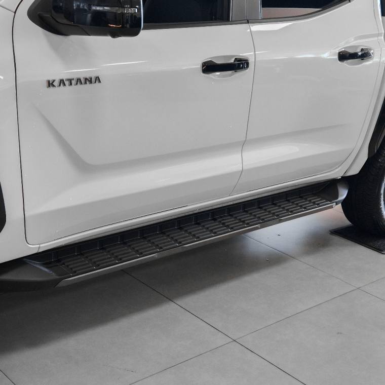 Mitsubishi TRITON 2.4 BITURBO DIESEL CD KATANA 4X4 AUTOMÁTICO 2025/2026