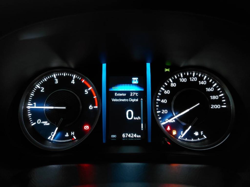 TOYOTA HILUX SW4 2.8 D-4D TURBO DIESEL GR-S 7L 4X4 AUTOMÁTICO