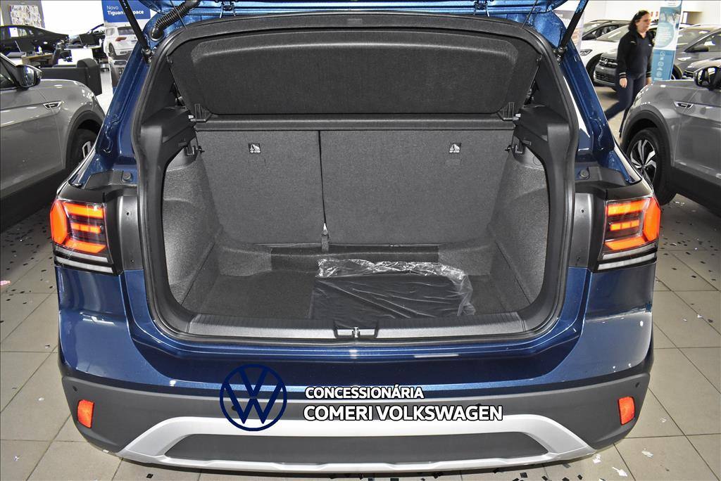 2027 VOLKSWAGEN T-CROSS 1.0 200 TSI TOTAL FLEX COMFORTLINE AUTOMÁTICO