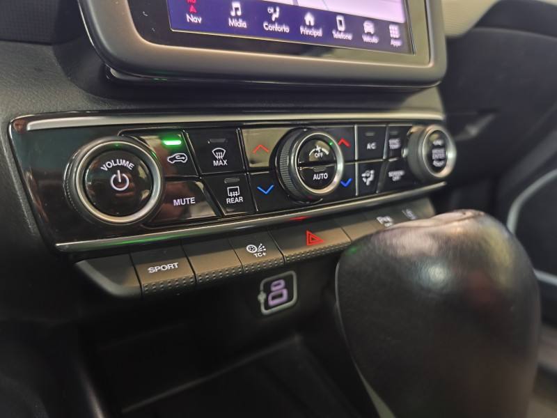 Fiat TORO VOLCANO 1.3 T270 AT 2022