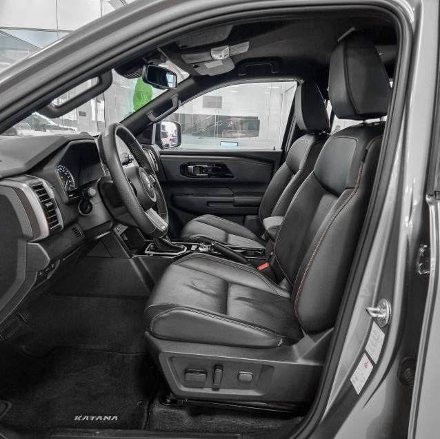 Mitsubishi TRITON 2.4 BITURBO DIESEL CD KATANA 4X4 AUTOMÁTICO 2025/2026