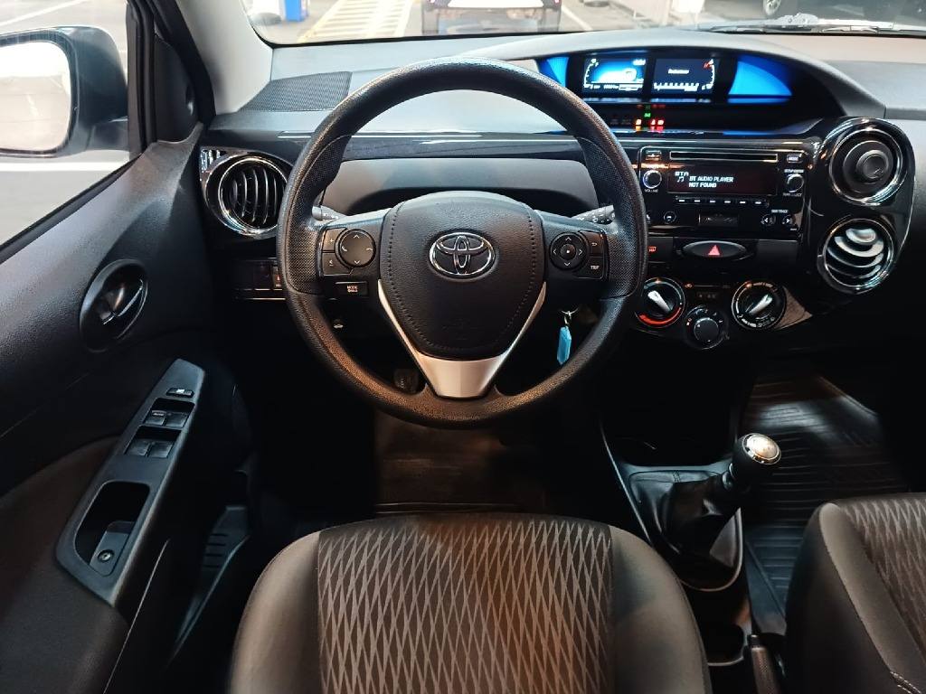 TOYOTA ETIOS 1.5 X PLUS 16V FLEX 4P MANUAL