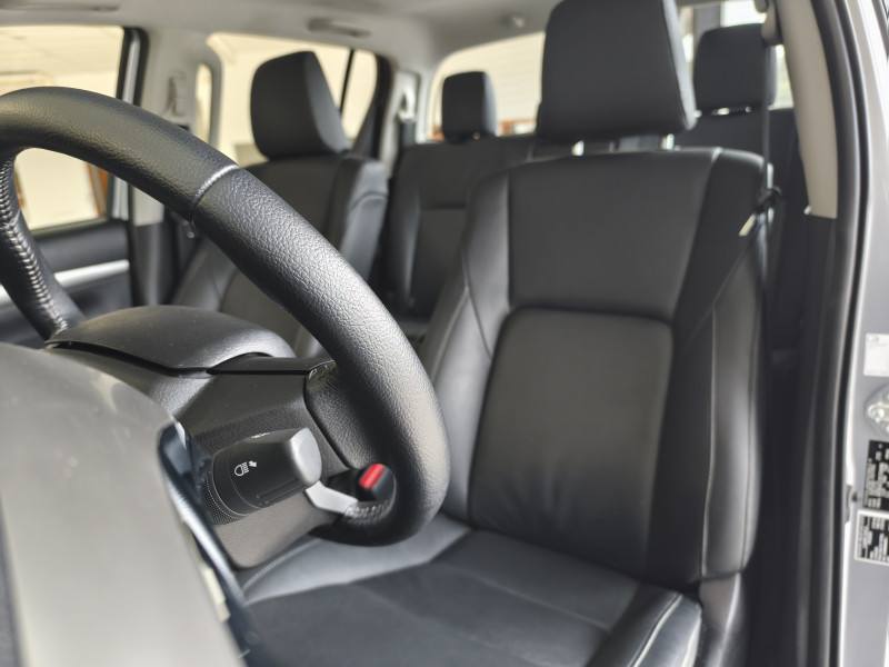 Toyota HILUX CD SRV 2.0 4X4 DIESEL AUT 2025