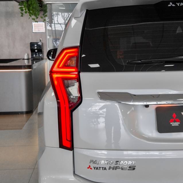 Mitsubishi PAJERO SPORT 2.4 16V MIVEC TURBO DIESEL HPE-S AWD AUTOMÁTICO 2023/2024