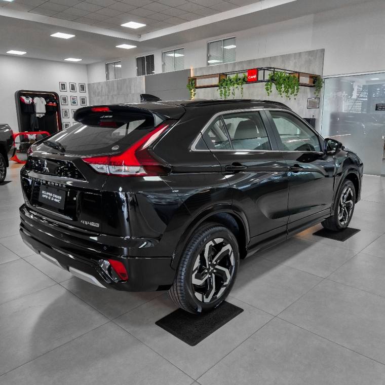 Mitsubishi ECLIPSE CROSS 1.5 MIVEC TURBO GASOLINA HPE-S S-AWC CVT 2026/2027