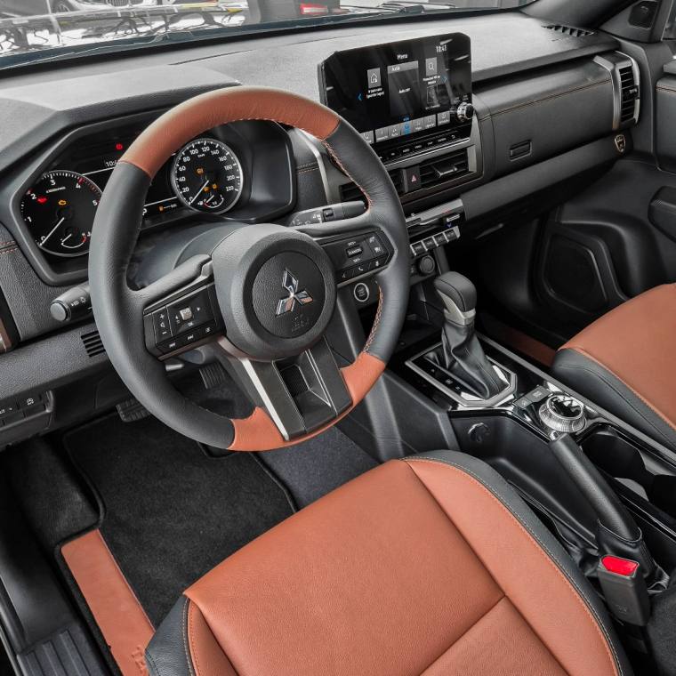Mitsubishi TRITON 2.4 BITURBO DIESEL CD TERRA 4X4 AUTOMÁTICO 2026/2027