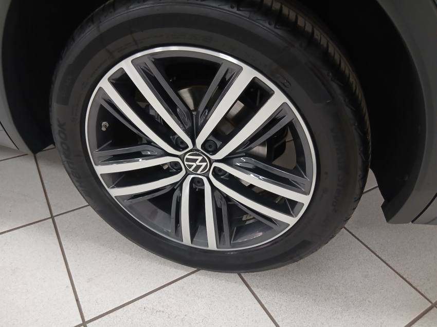 Volkswagen TIGUAN 2.0 300 TSI GASOLINA ALLSPACE R-LINE AUTOMÁTICO