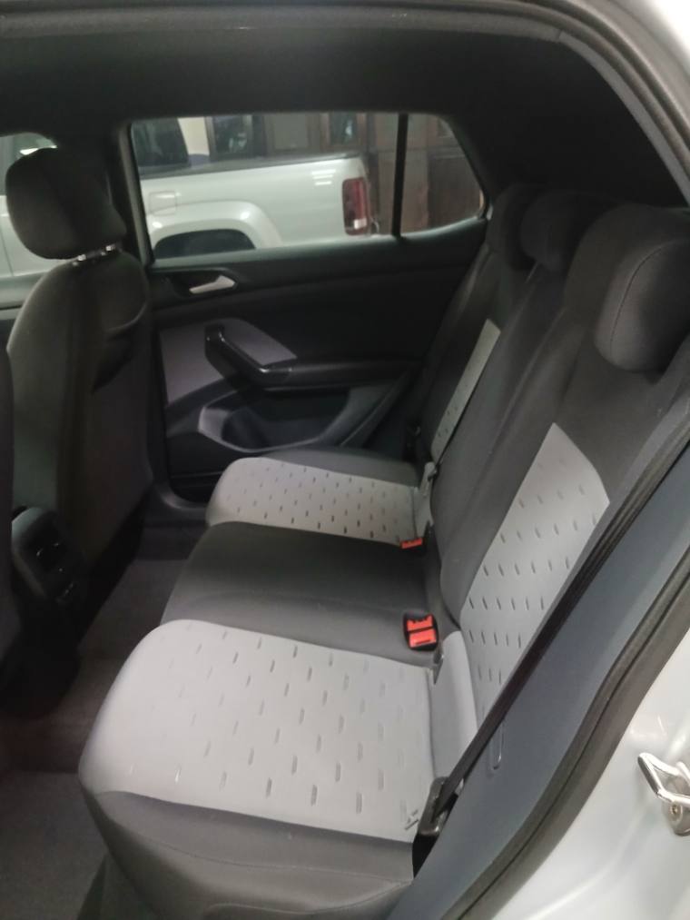 Volkswagen T-CROSS 1.0 200 TSI TOTAL FLEX COMFORTLINE AUTOMÁTICO