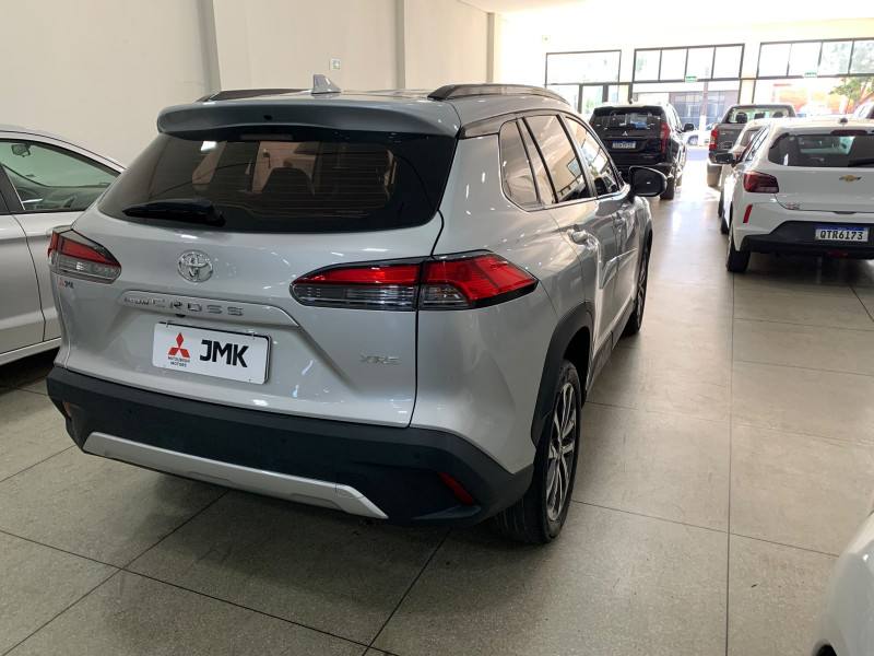 TOYOTA COROLLA CROSS XRE