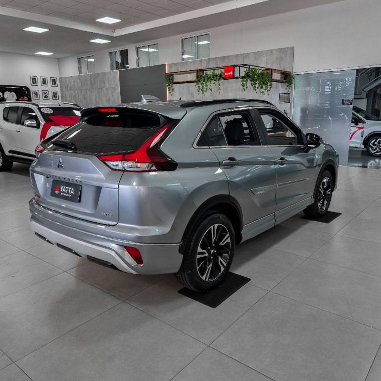 Mitsubishi ECLIPSE CROSS 1.5 MIVEC TURBO GASOLINA HPE CVT 2024/2025