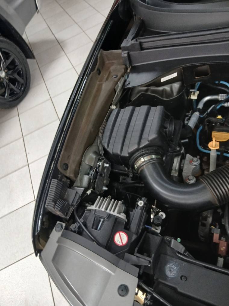 JEEP RENEGADE 1.8 16V FLEX LIMITED 4P AUTOMÁTICO