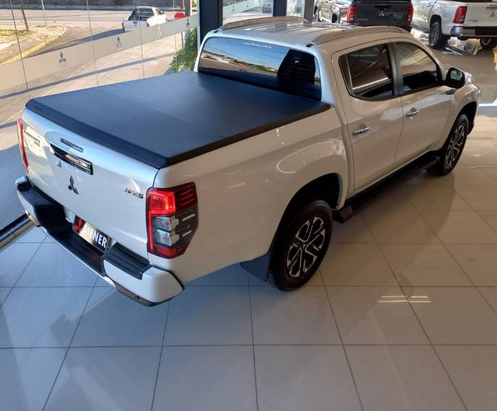 Mitsubishi L200 TRITON SPORT HPE-S 2.4 DIESEL 4X4 AUT 2025
