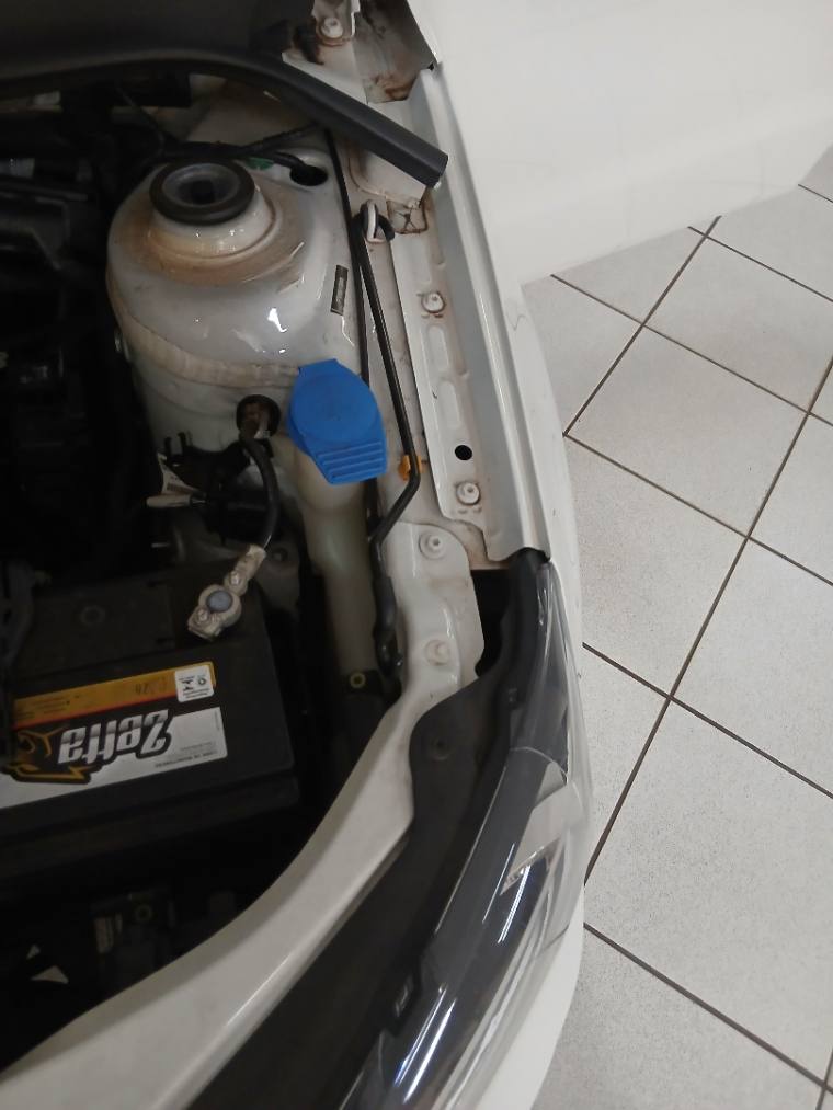 Volkswagen VOYAGE 1.0 12V MPI TOTALFLEX 4P MANUAL