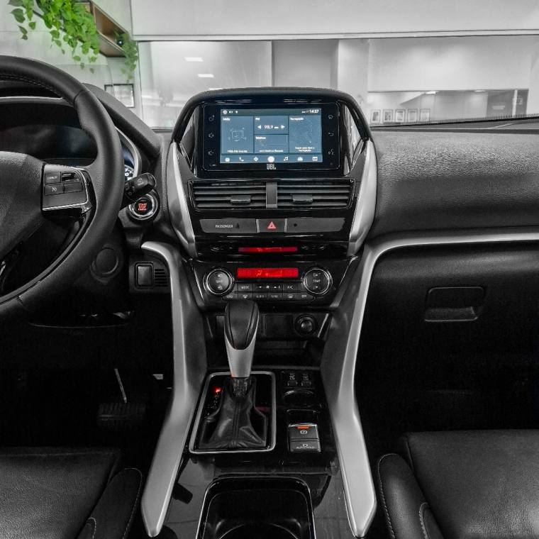 Mitsubishi ECLIPSE CROSS 1.5 MIVEC TURBO GASOLINA HPE CVT 2024/2025