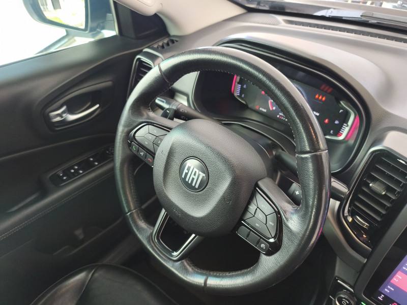 Fiat TORO VOLCANO 1.3 T270 AT 2022