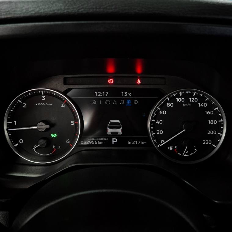 Mitsubishi TRITON 2.4 BITURBO DIESEL CD KATANA 4X4 AUTOMÁTICO 2025/2026