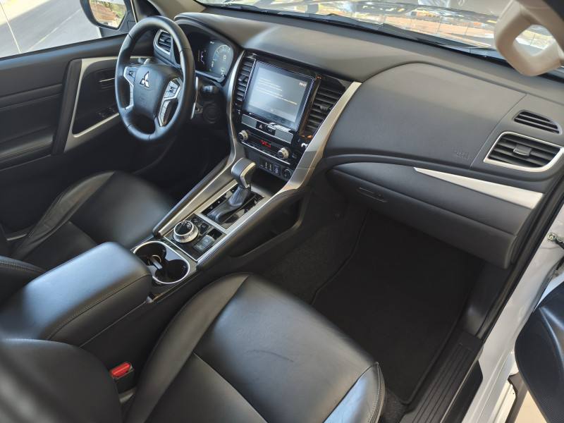Mitsubishi PAJERO SPORT HPE-S 2.4 DIESEL 4X4 AUT 2024