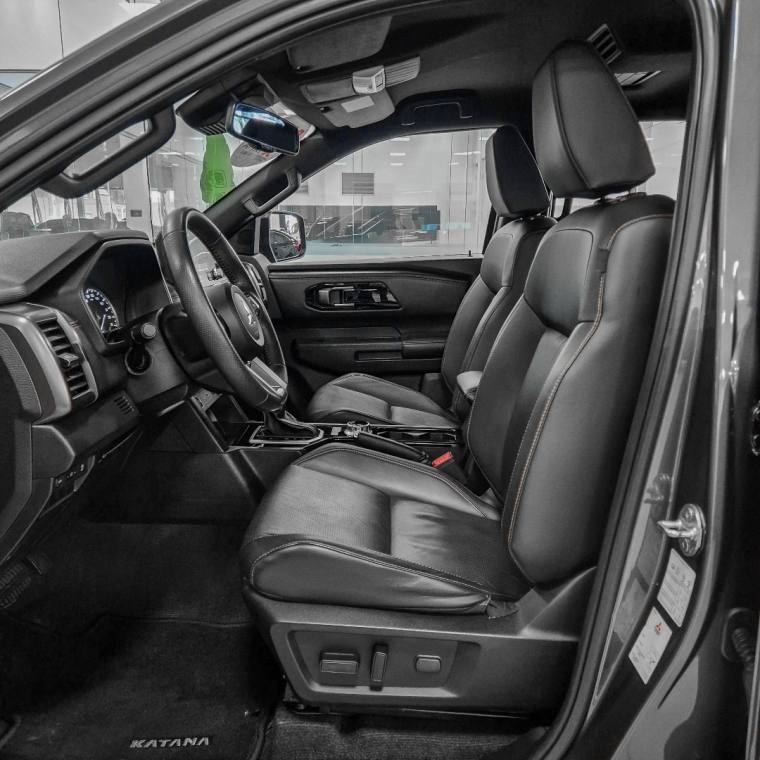 Mitsubishi TRITON 2.4 BITURBO DIESEL CD KATANA 4X4 AUTOMÁTICO 2025/2026